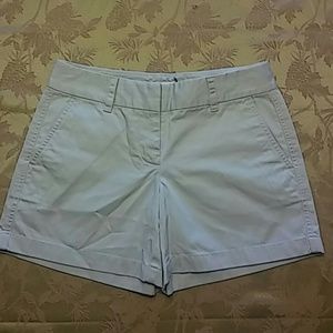 Vineyard vines khaki shorts
